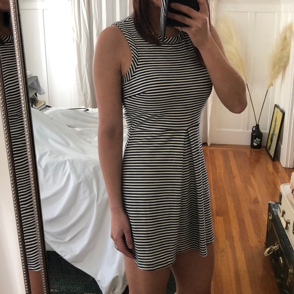 Striped Mod Mini Dress - Picture 4 of 4